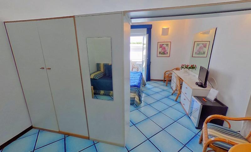 Hotel Le Fioriere Праяно Екстериор снимка