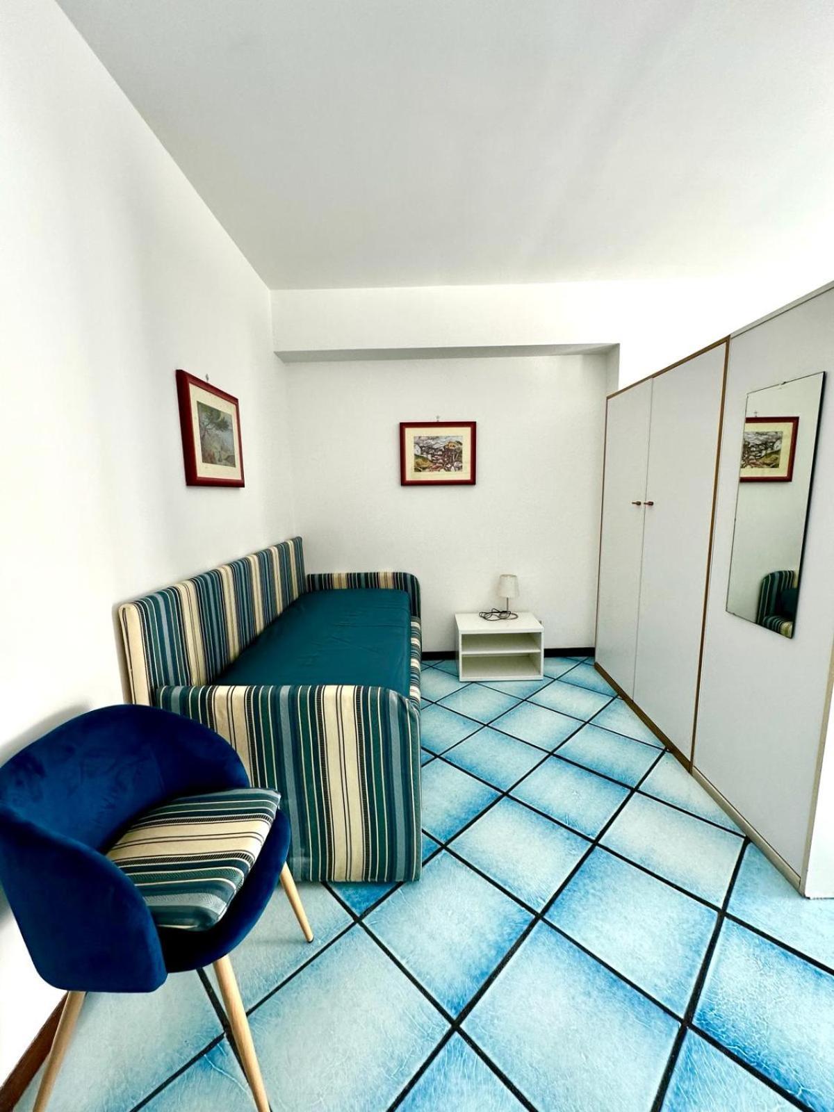 Hotel Le Fioriere Праяно Екстериор снимка